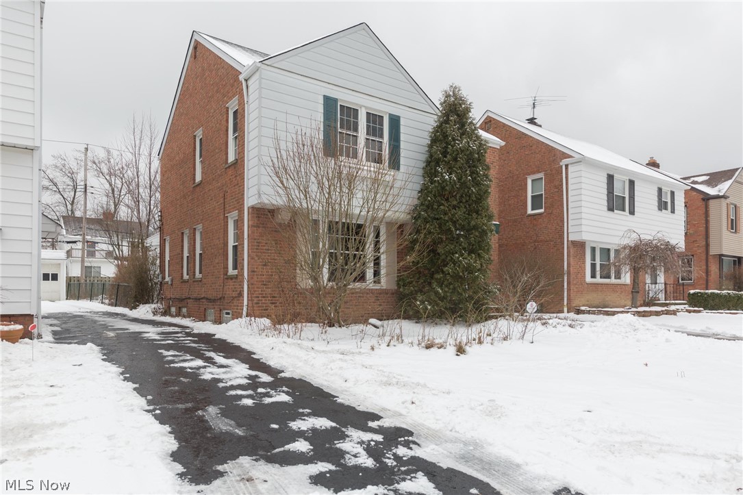 4414 Baintree Road University Heights, OH 44118 - Photo 28 of 28