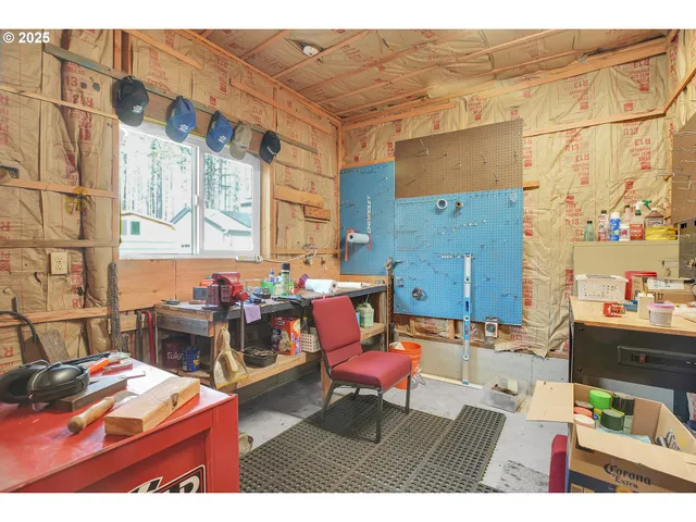 $410,000 | 186 Cedar Lane, Gates, OR 97346