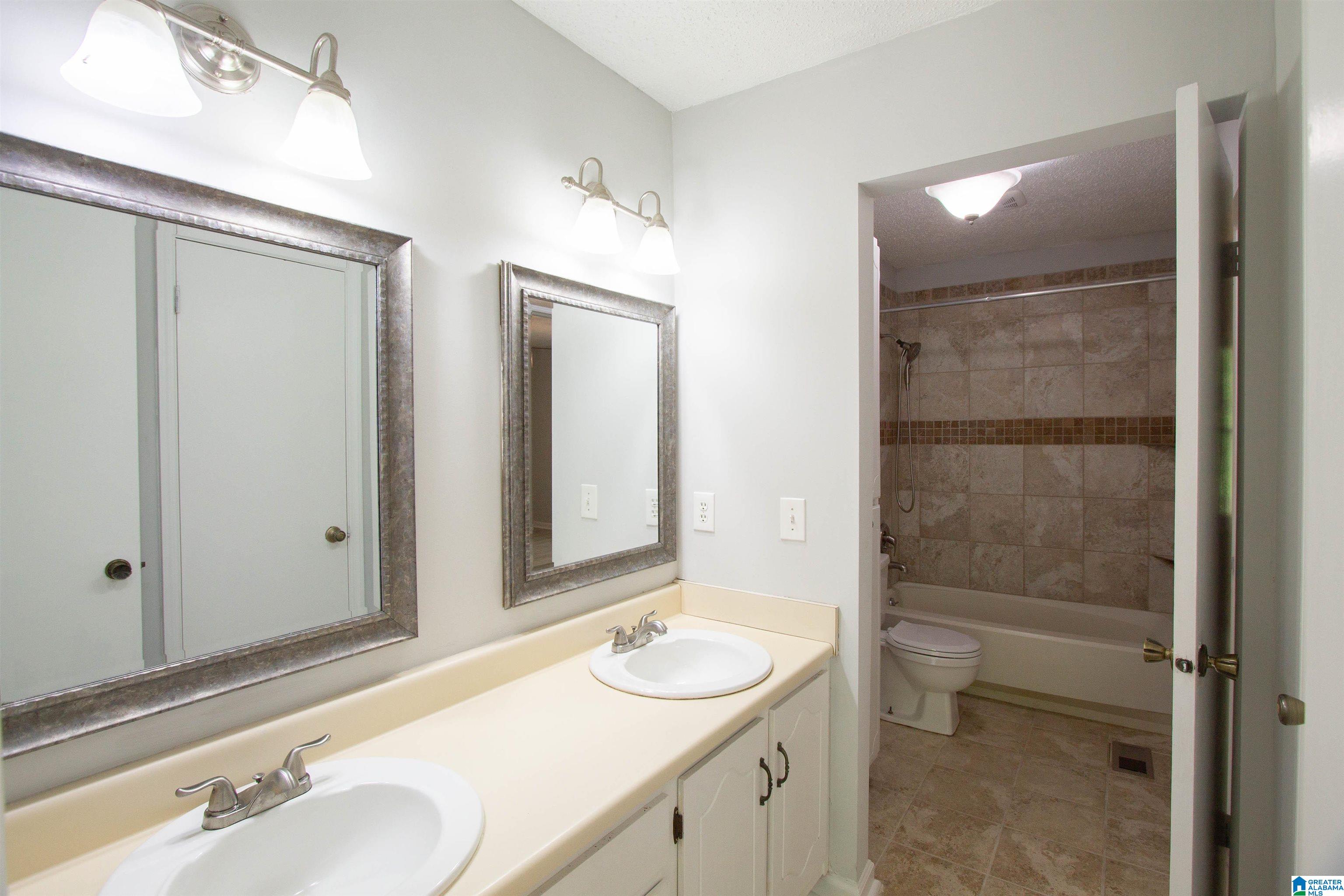 302 Old Rocky Ridge Lane Birmingham, AL 35216 - Photo 18 of 31
