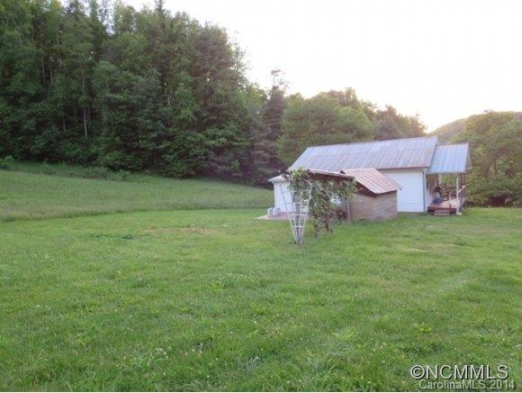 2250 Cutshall Town Road Marshall, NC 28753 - Photo 3 of 18 Gallery Image 3
