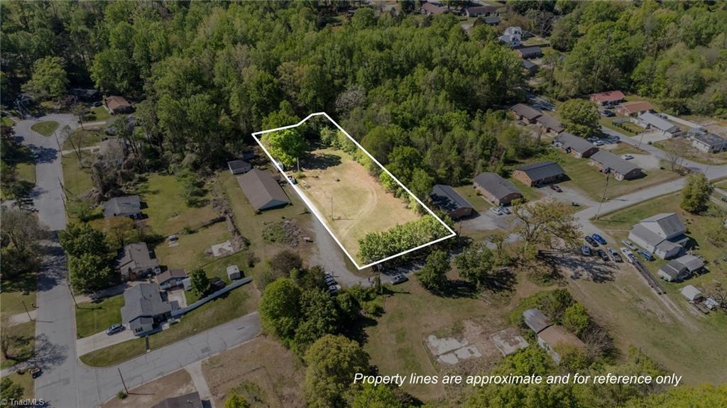 1010-1012 Gaines Avenue High Point, NC 27263 - Photo 1 of 15
