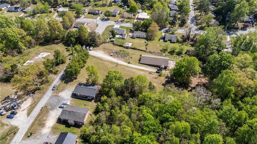 1010-1012 Gaines Avenue High Point, NC 27263 - Photo 6 of 15