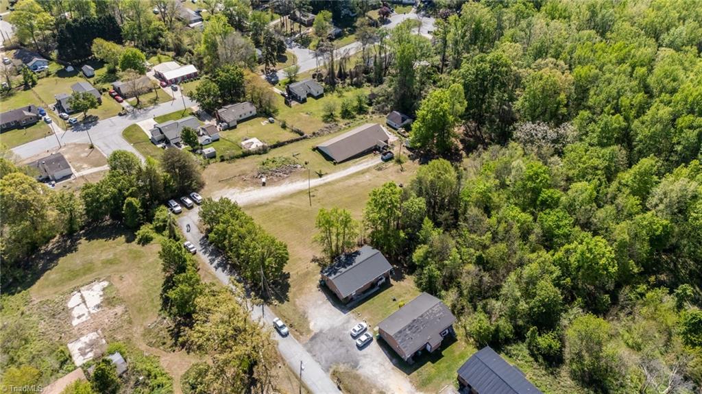 1010-1012 Gaines Avenue High Point, NC 27263 - Photo 9 of 15