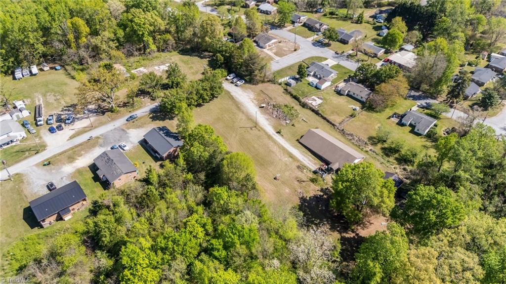 1010-1012 Gaines Avenue High Point, NC 27263 - Photo 10 of 15