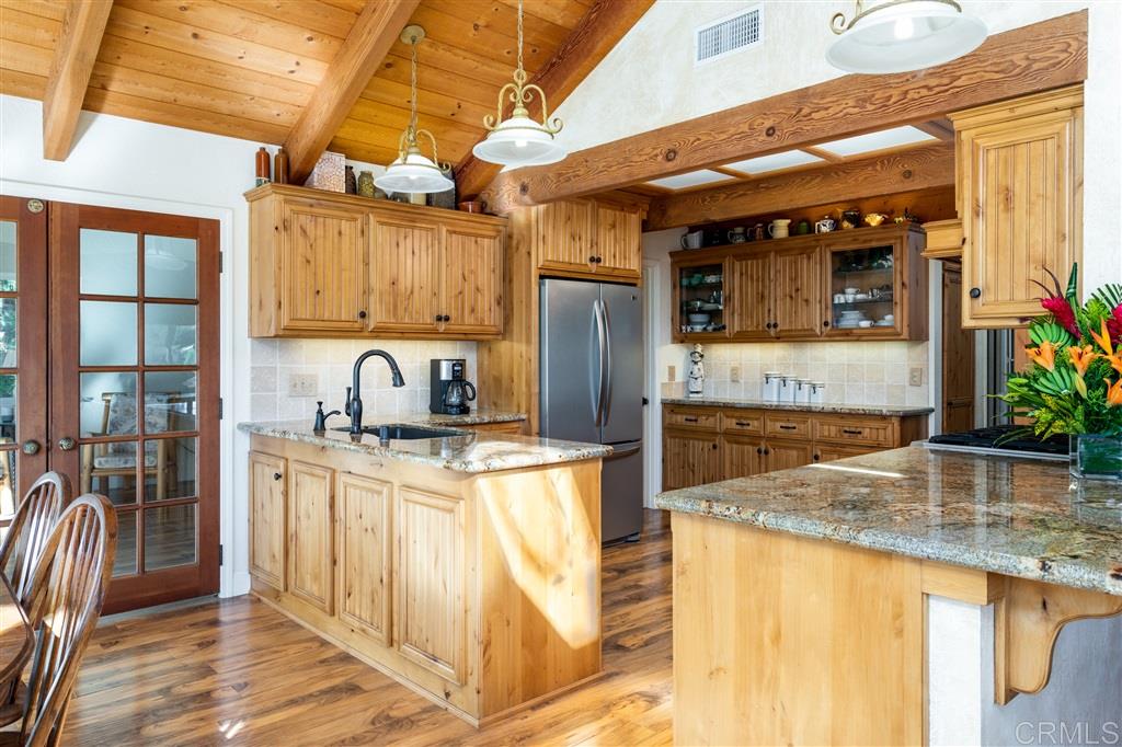 2573 Gum Tree Lane Fallbrook, CA 92028 - Photo 2 of 25