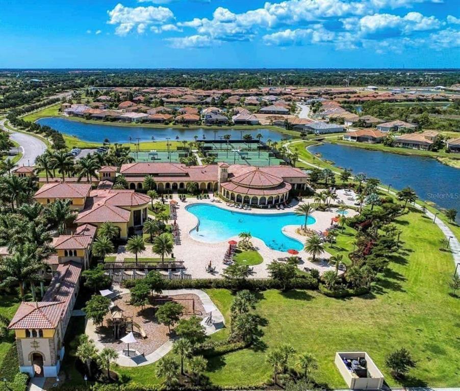 20315 Passagio Drive Venice, FL 34293 - Photo 39 of 40 a view of a city with ocean