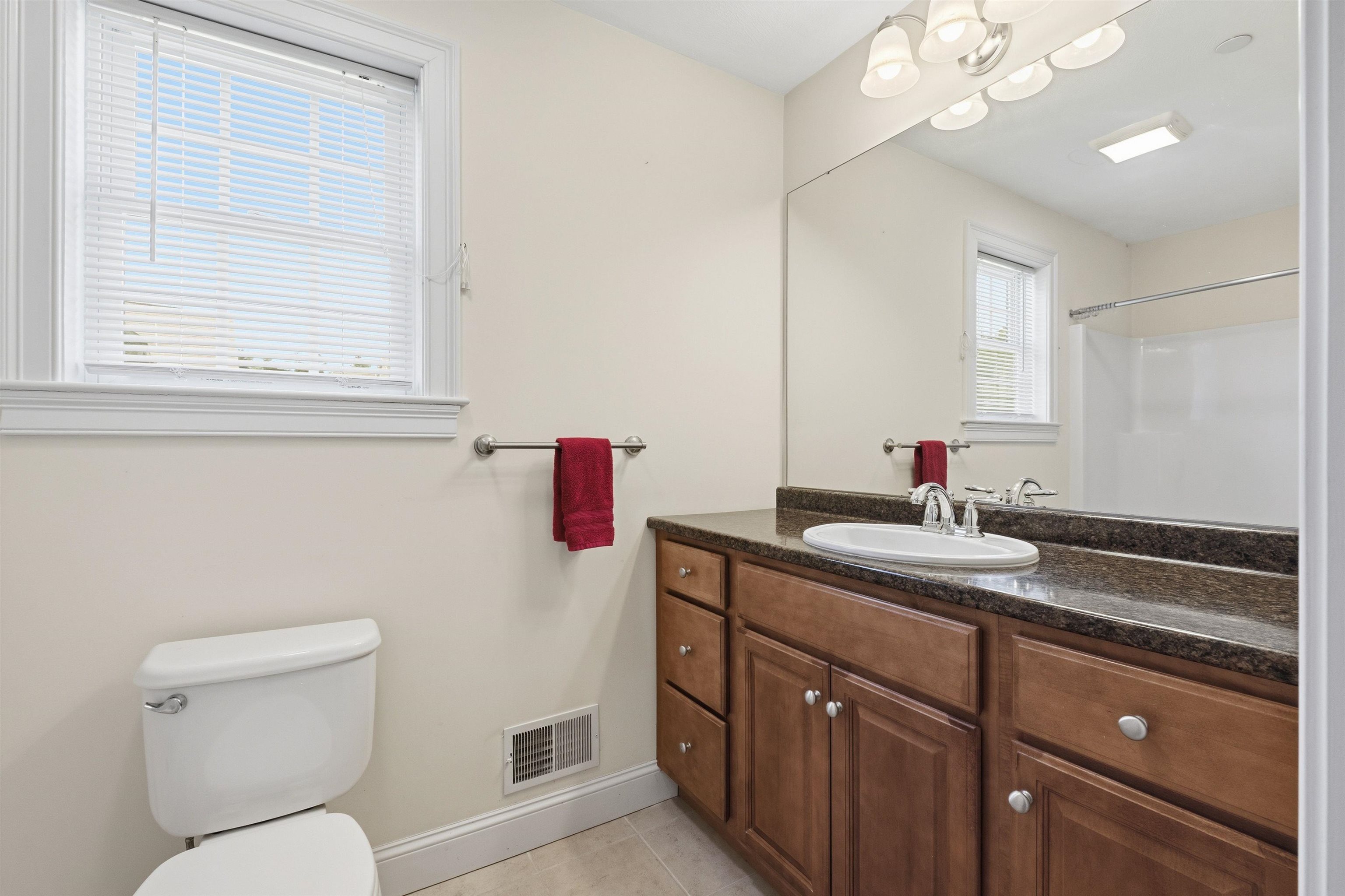 12 Thorn Hill Road, Unit 12 Hooksett, NH 03106 - Photo 31 of 44
