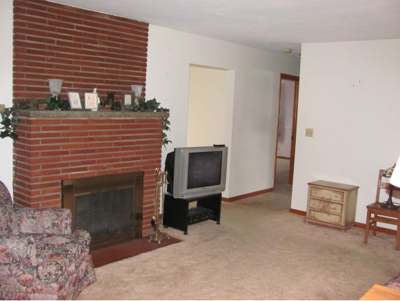 17 Stearns Road Dickinson, NY 13905 - Photo 5 of 9 Gallery Image 5