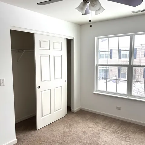 $2,650 | 9859 Williams Drive, Huntley, IL 60142