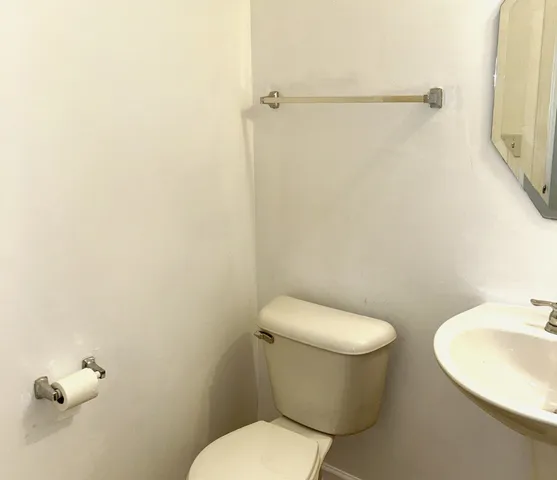 $2,650 | 9859 Williams Drive, Huntley, IL 60142