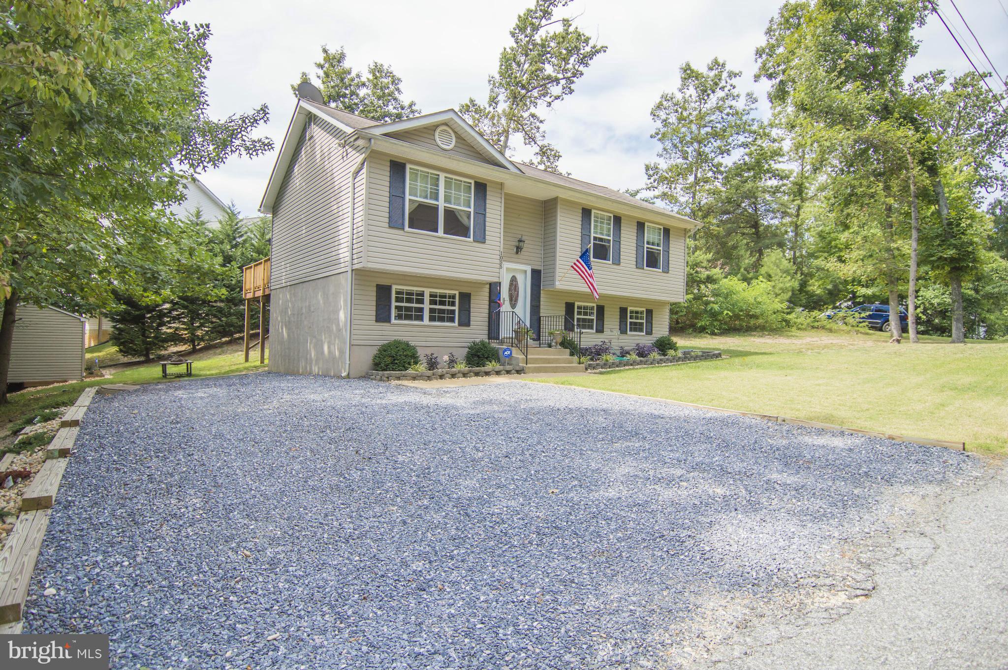 1055 Rimrock Road Lusby, MD 20657 - Photo 2 of 30 Double Wide Driveway