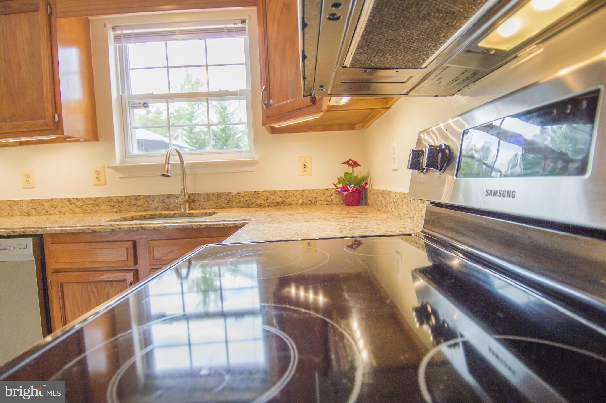 1055 Rimrock Road Lusby, MD 20657 - Photo 8 of 30 Under Cabinet Lighting