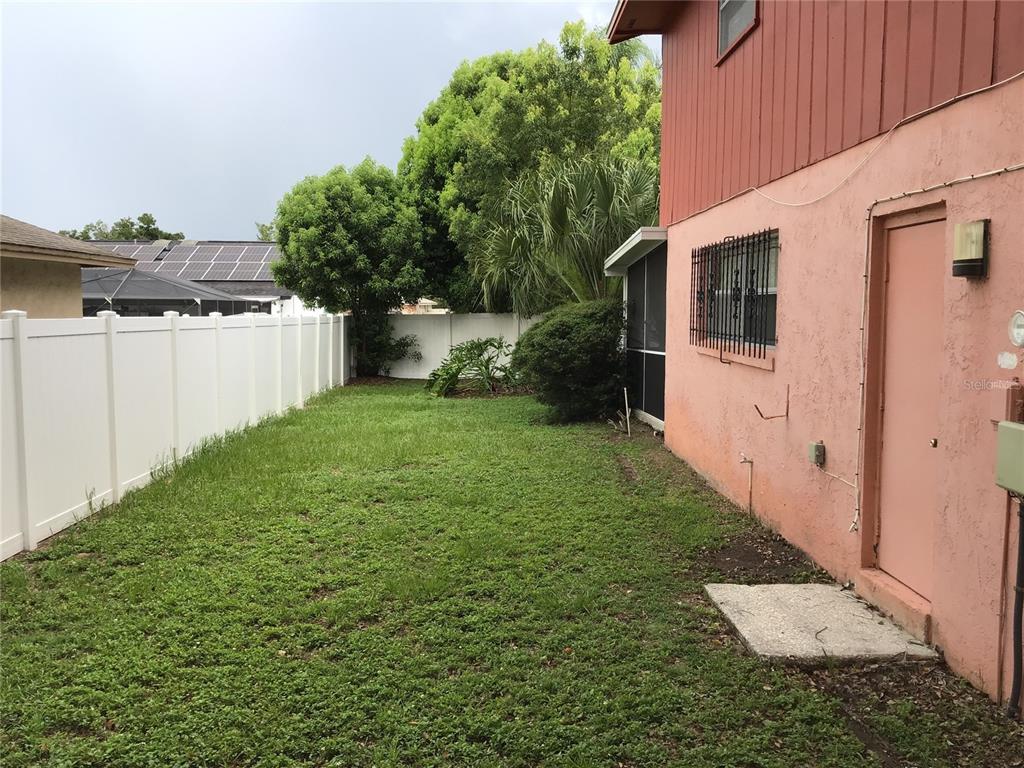 3101 Buttercup Street Seffner, FL 33584 - Photo 3 of 3