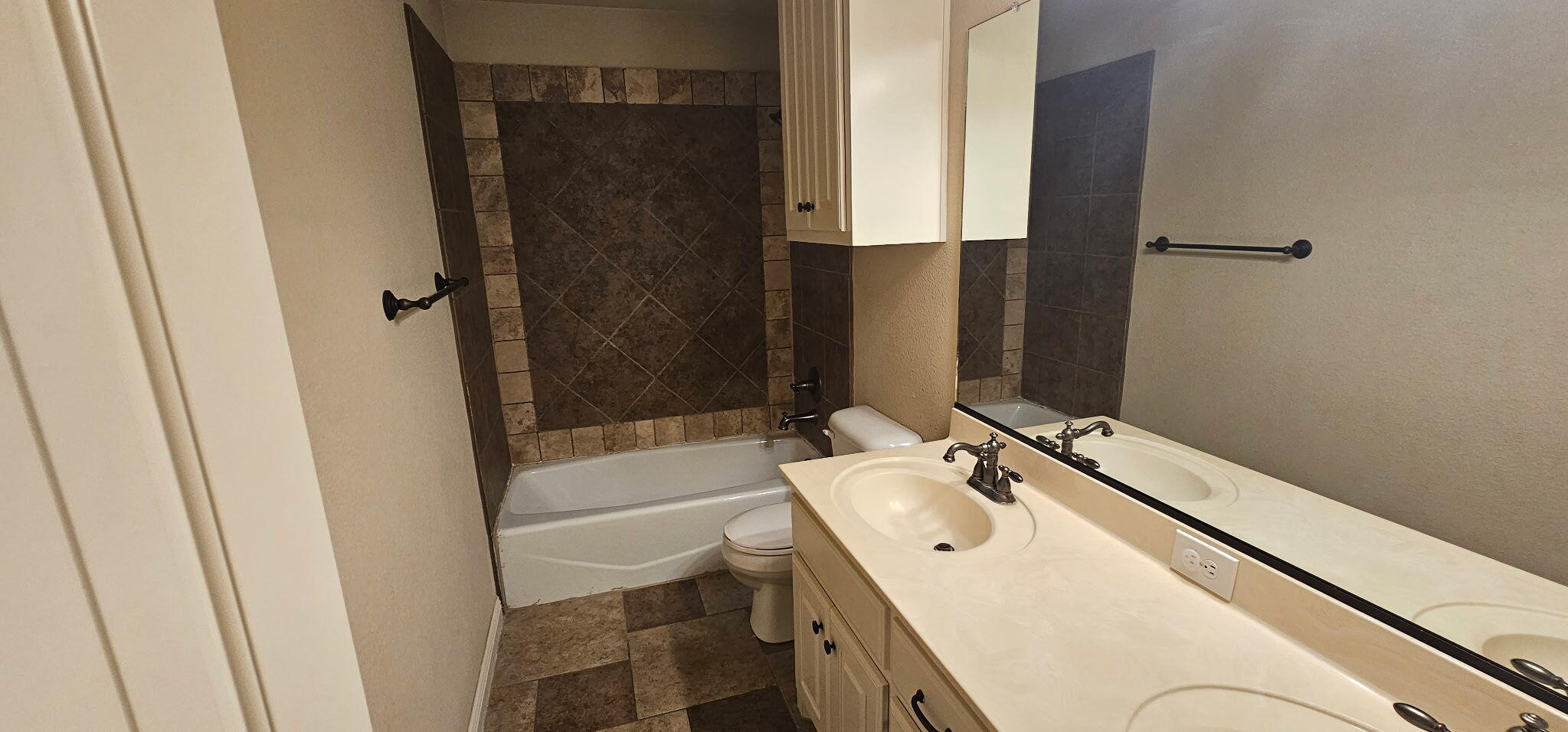 6010 94th Street Lubbock, TX 79424 - Photo 8 of 23 4291
