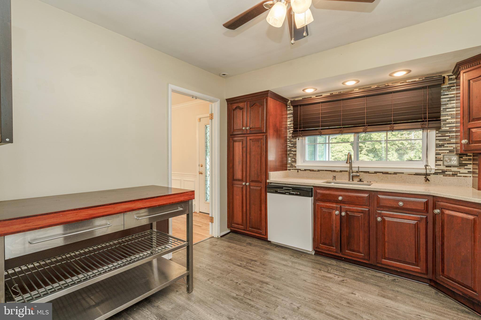 4730 Parkvale Road Ellicott City, MD 21043 - Photo 10 of 34 Gallery Image 10