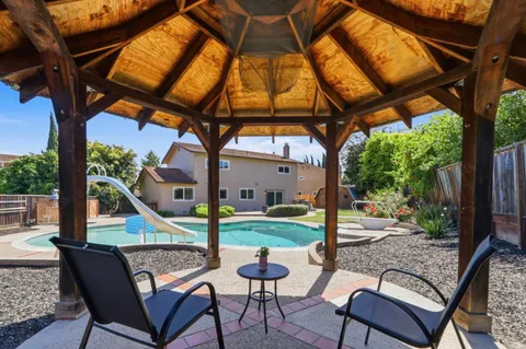 $2,198,000 | 929 Cape Morris Place, San Jose, CA 95133