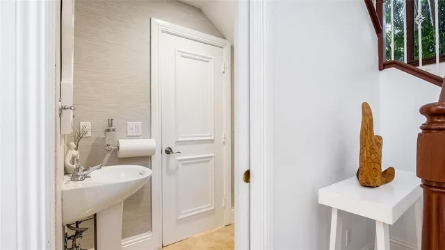 $4,325,000 | 4700 Northeast 29th Avenue, Fort Lauderdale, FL 33308