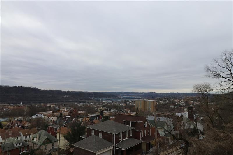903 Spring Street Braddock, PA 15104 - Photo 4 of 10 Gallery Image 4
