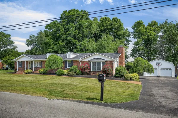 $439,900 | 708 Dry Creek Road, Smithville, TN 37166