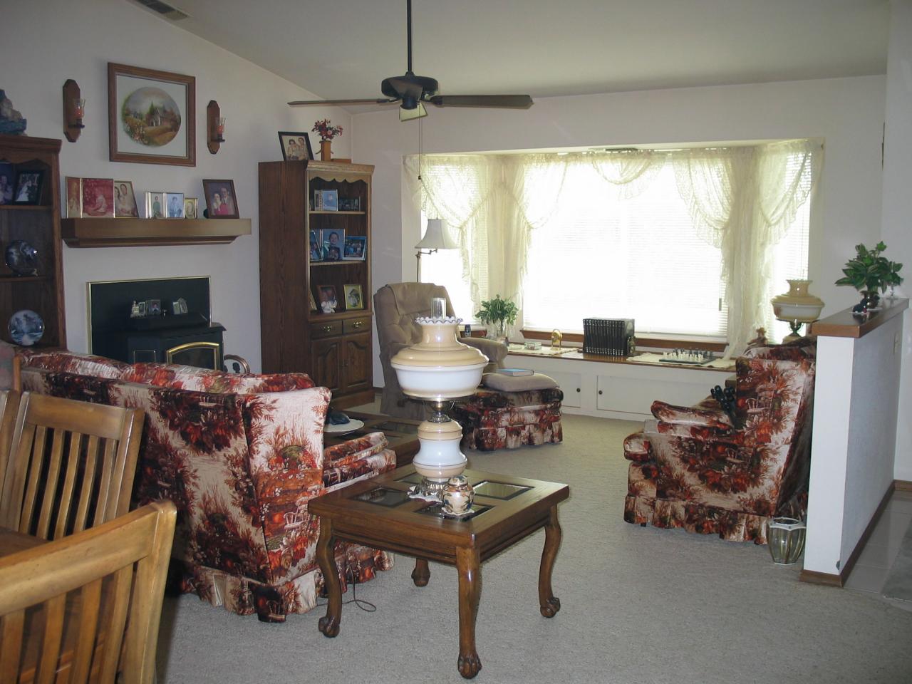 24514 Dersch Road Shingletown, CA 96088 - Photo 2 of 8 Living Room