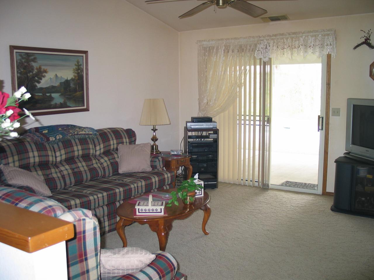 24514 Dersch Road Shingletown, CA 96088 - Photo 6 of 8 Family Room