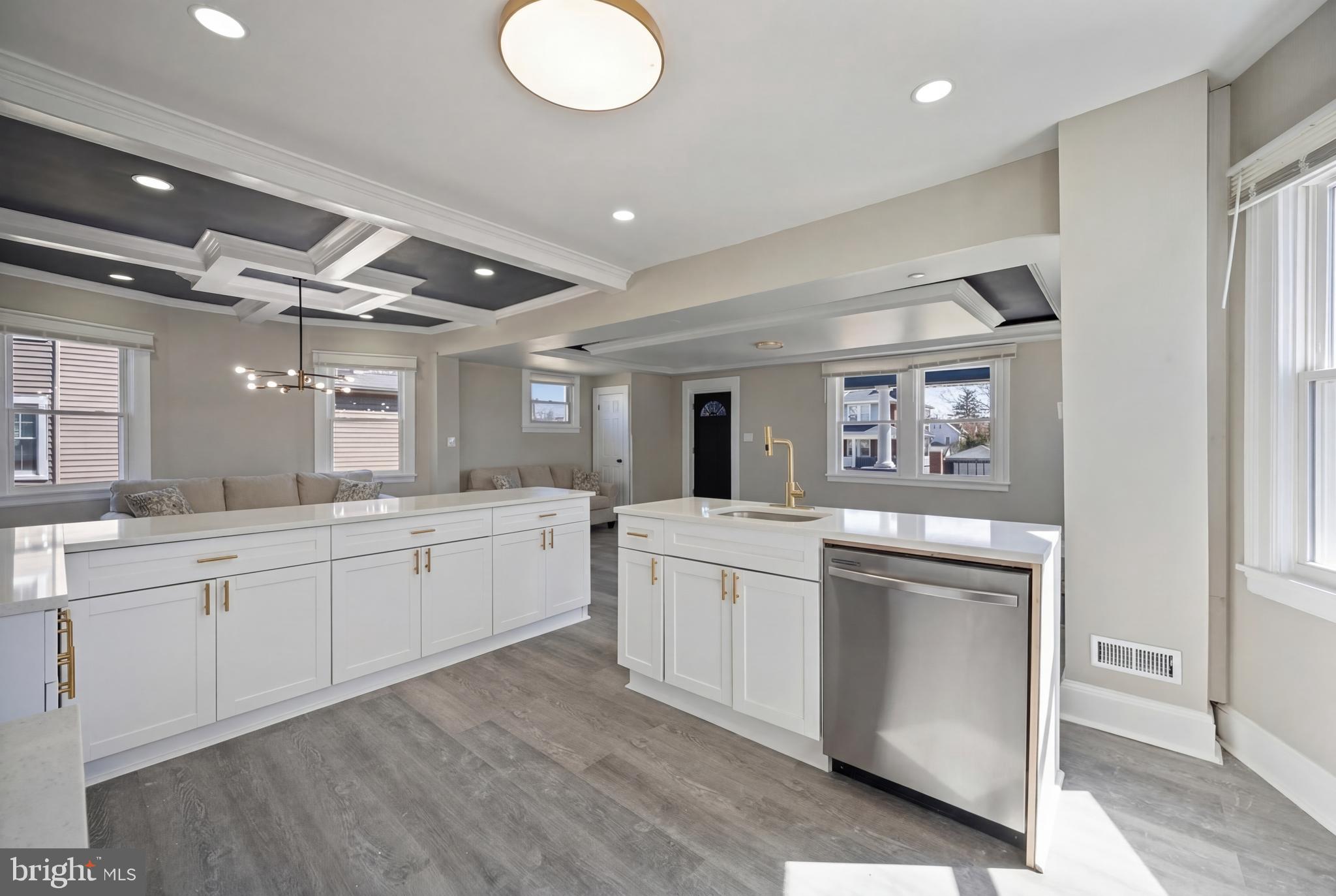 3410 Edgewood Road Baltimore, MD 21215 - Photo 3 of 59