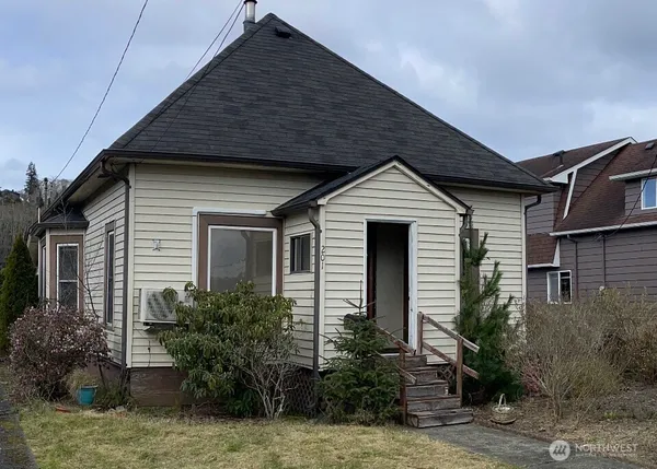 $145,000 | 201 Emerson Avenue, Hoquiam, WA 98550
