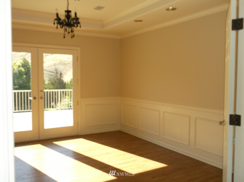 1902 Broadview Wenatchee, WA 98801 - Photo 7 of 25 Gallery Image 7
