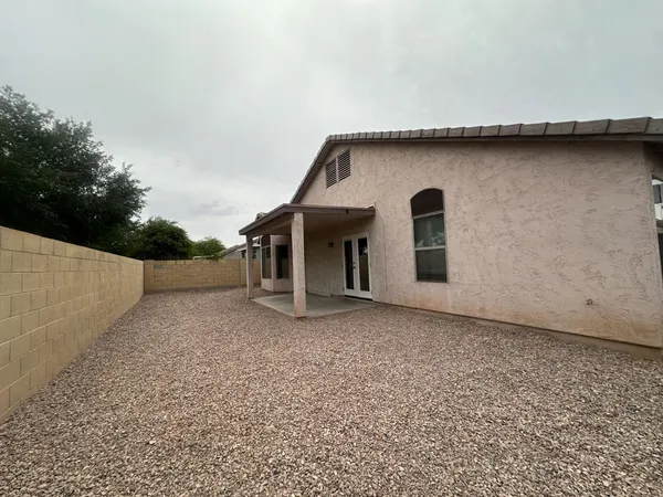 $2,495 | 1271 North Fresno Street, Chandler, AZ 85225