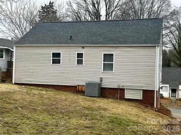 $1,295 | 2428 Gilmer Avenue Northeast, Winston-Salem, NC 27105