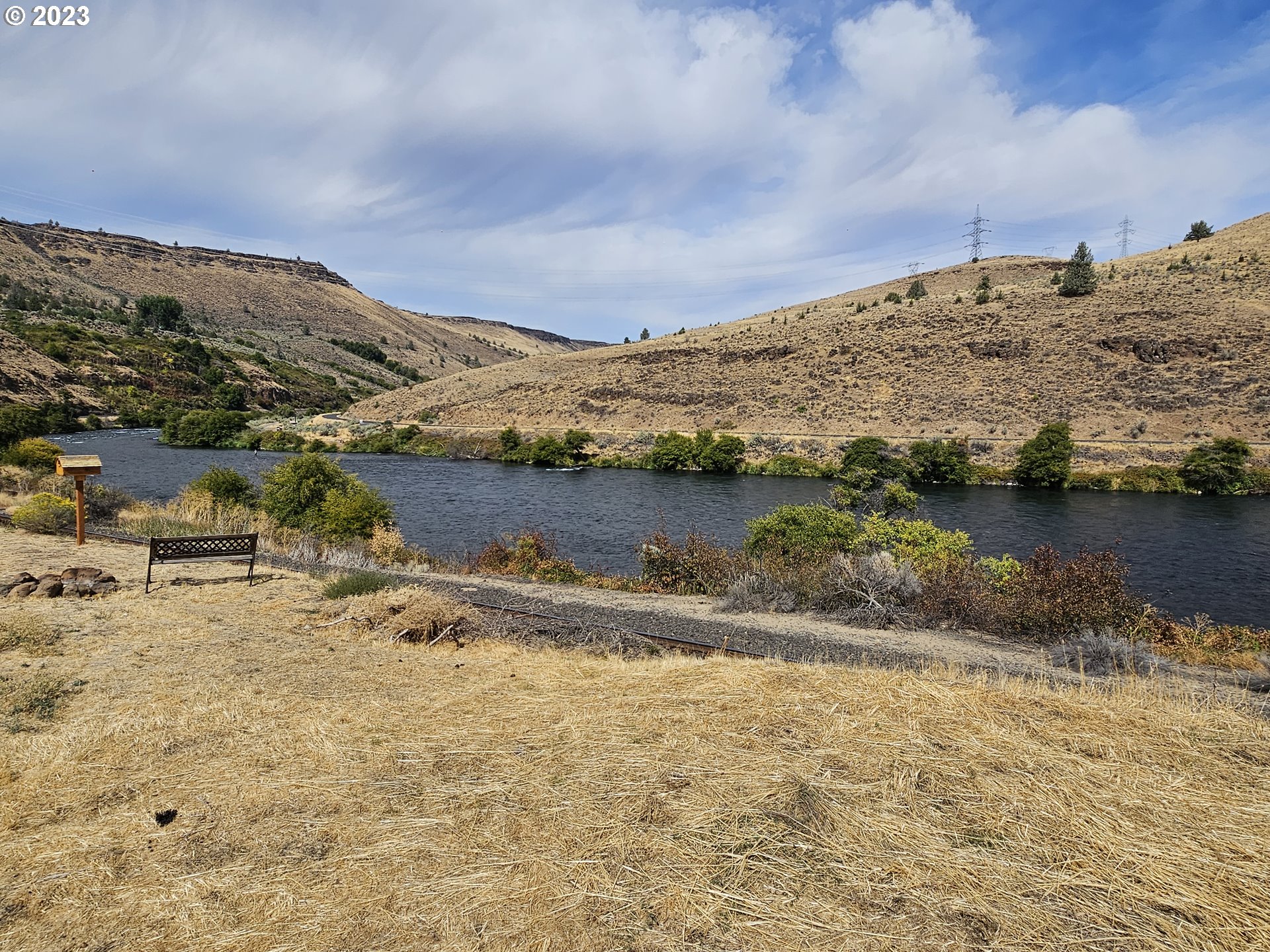 810 Riverside Street Maupin, OR 97037 - Photo 10 of 22 Gallery Image 10