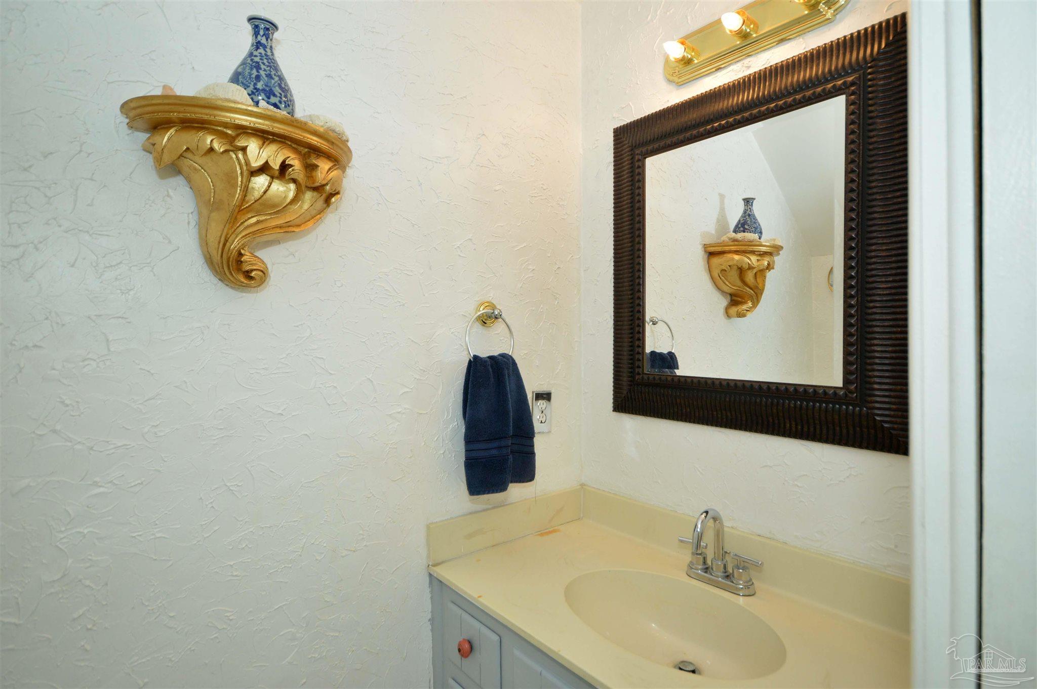 6079 Hilburn Road Pensacola, FL 32504 - Photo 19 of 48 Gallery Image 19
