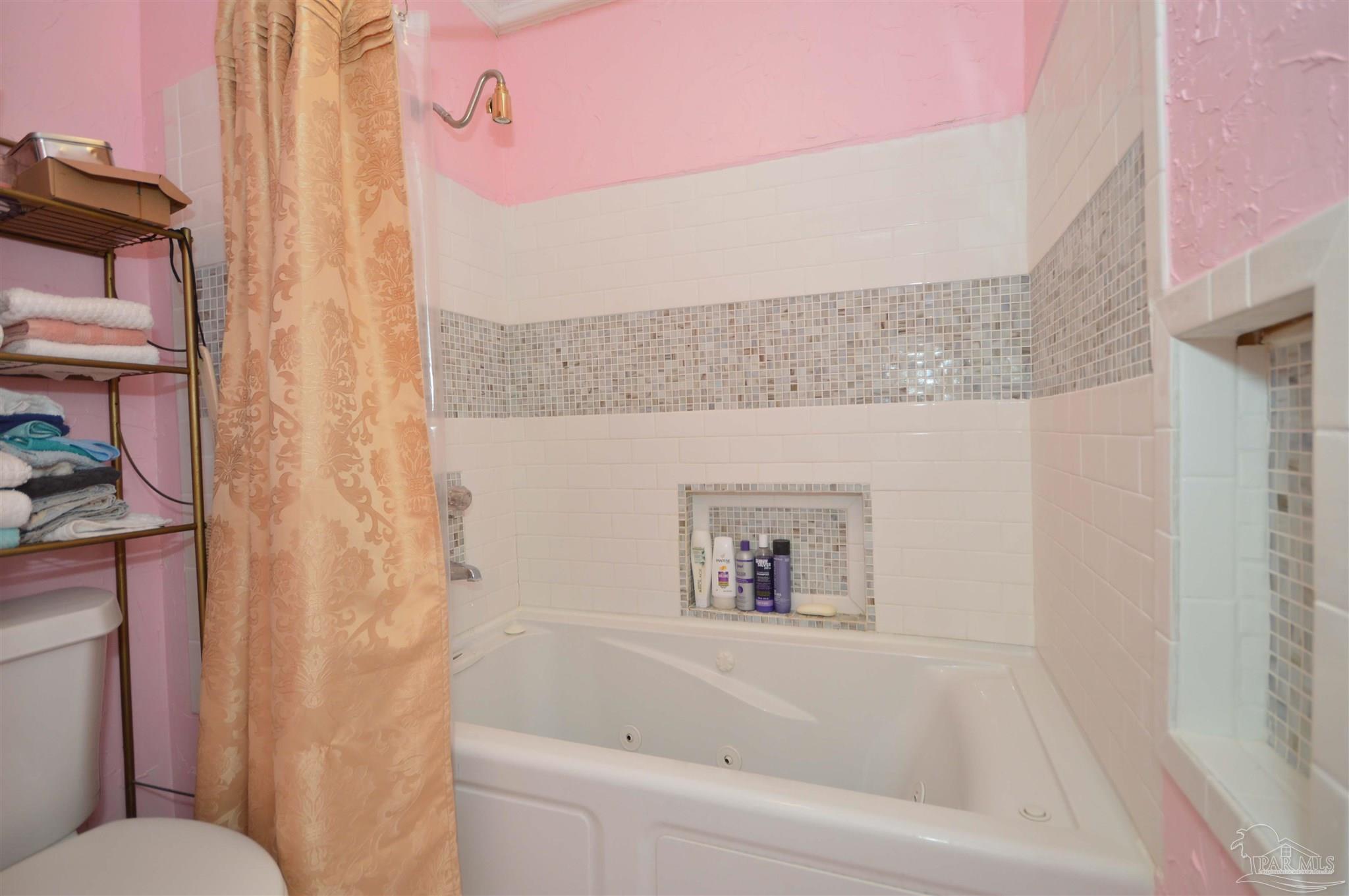 6079 Hilburn Road Pensacola, FL 32504 - Photo 28 of 48 Gallery Image 28