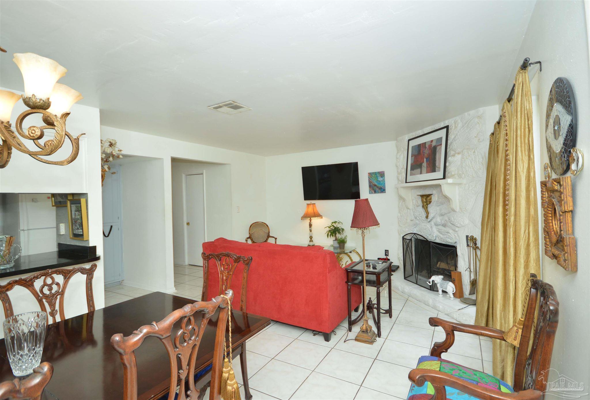 6079 Hilburn Road Pensacola, FL 32504 - Photo 10 of 48 Gallery Image 10