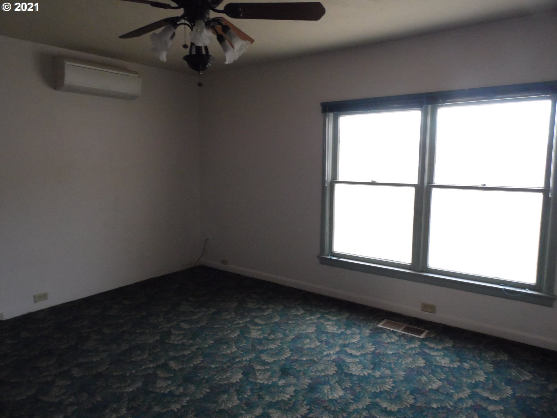 157 Spencer Court Roseburg, OR 97470 - Photo 9 of 32