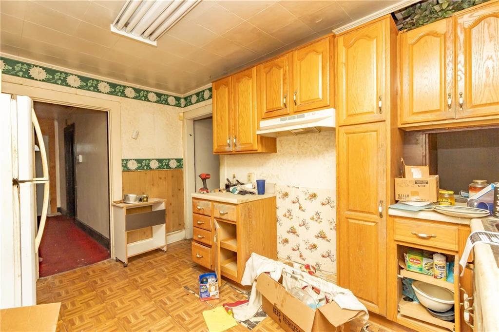 243 Mt Pleasant Road Pittsburgh, PA 15214 - Photo 3 of 15 Gallery Image 3