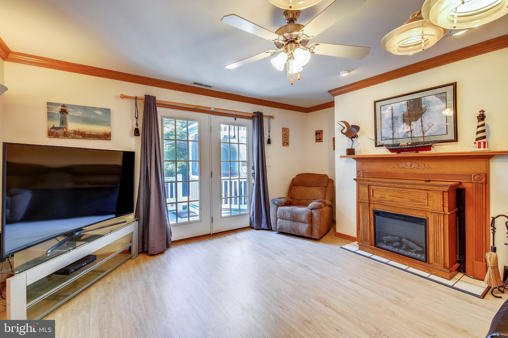 26285 Byrd Road Crisfield, MD 21817 - Photo 27 of 43 Family Room w gas fp