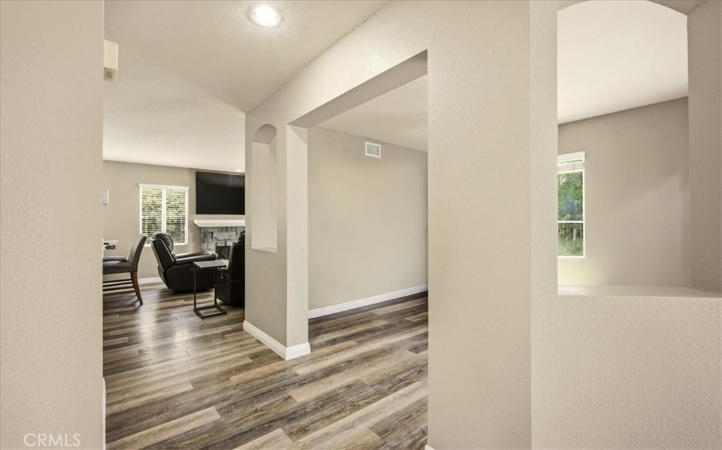 23895 Lake Vista Road Moreno Valley, CA 92557 - Photo 10 of 63