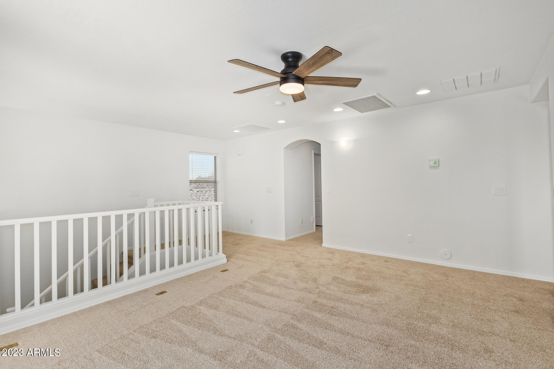 7332 West Beverly Road Laveen, AZ 85339 - Photo 17 of 34 Central loft