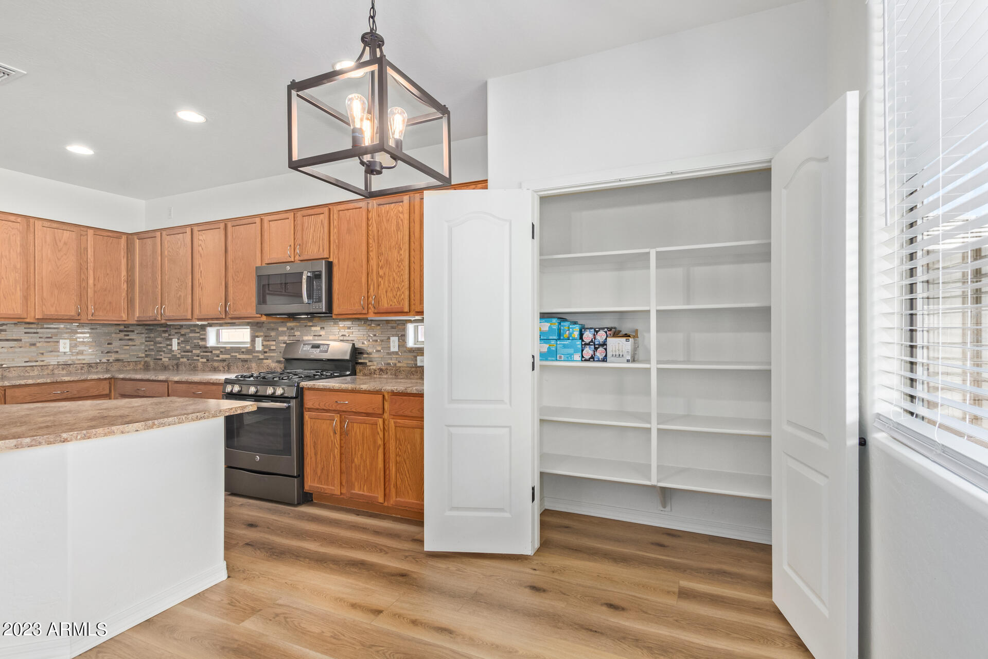 7332 West Beverly Road Laveen, AZ 85339 - Photo 3 of 34 Pantry