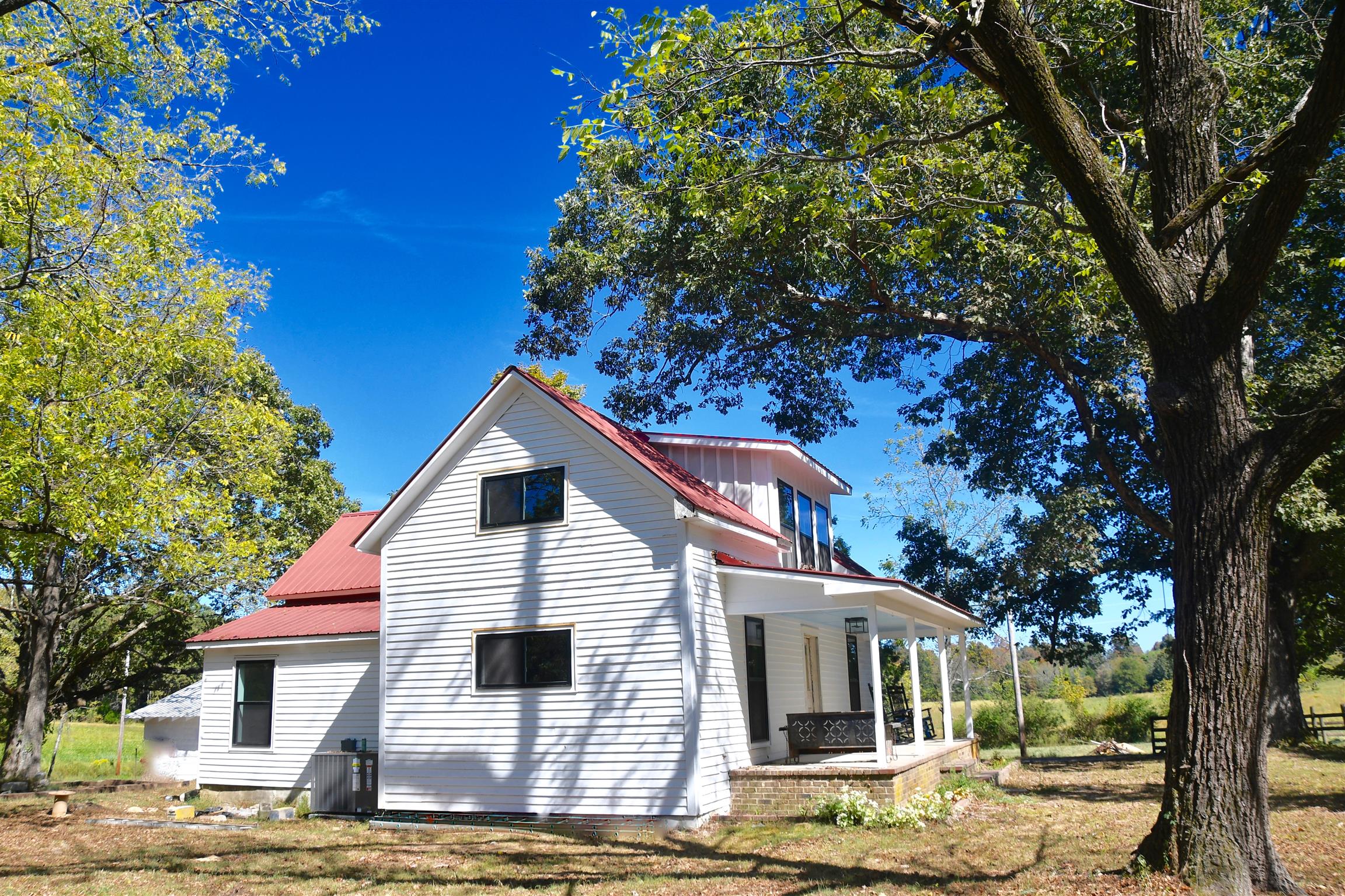 7803 Tatum Road Lyles, TN 37098 - Photo 12 of 18 Side View of you Country Farm House