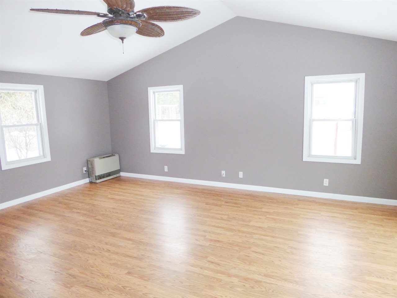 276 Porters Point Road Colchester, VT 05446 - Photo 12 of 19 Gallery Image 12