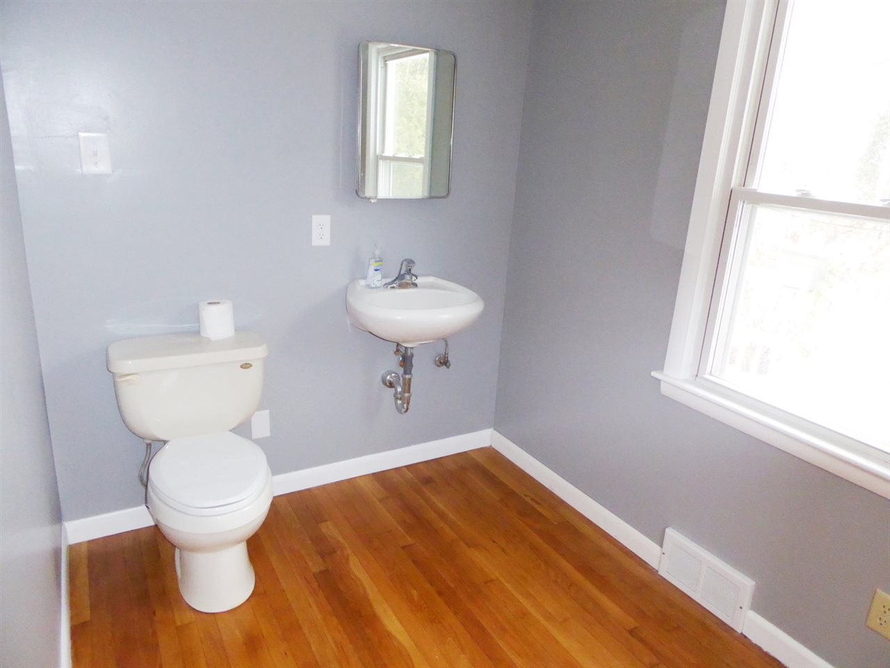 276 Porters Point Road Colchester, VT 05446 - Photo 16 of 19 Gallery Image 16