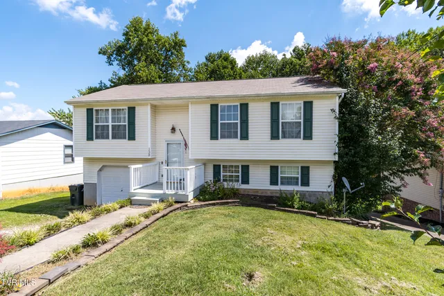 $299,900 | 138 Village Lane, Gray, TN 37615