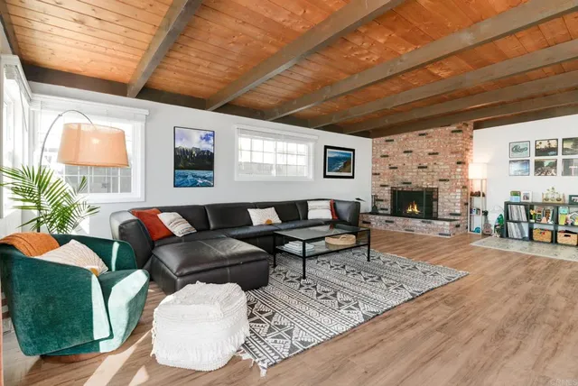 $975,000 | 6368 Lake Atlin Avenue, San Diego, CA 92119