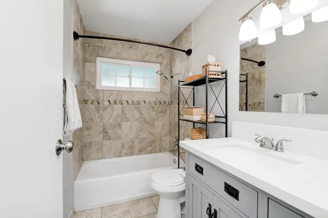 $975,000 | 6368 Lake Atlin Avenue, San Diego, CA 92119