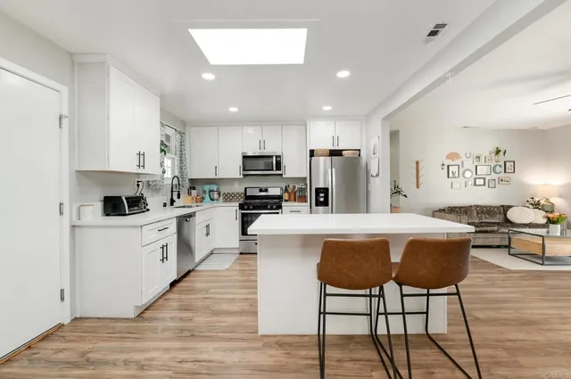 $975,000 | 6368 Lake Atlin Avenue, San Diego, CA 92119