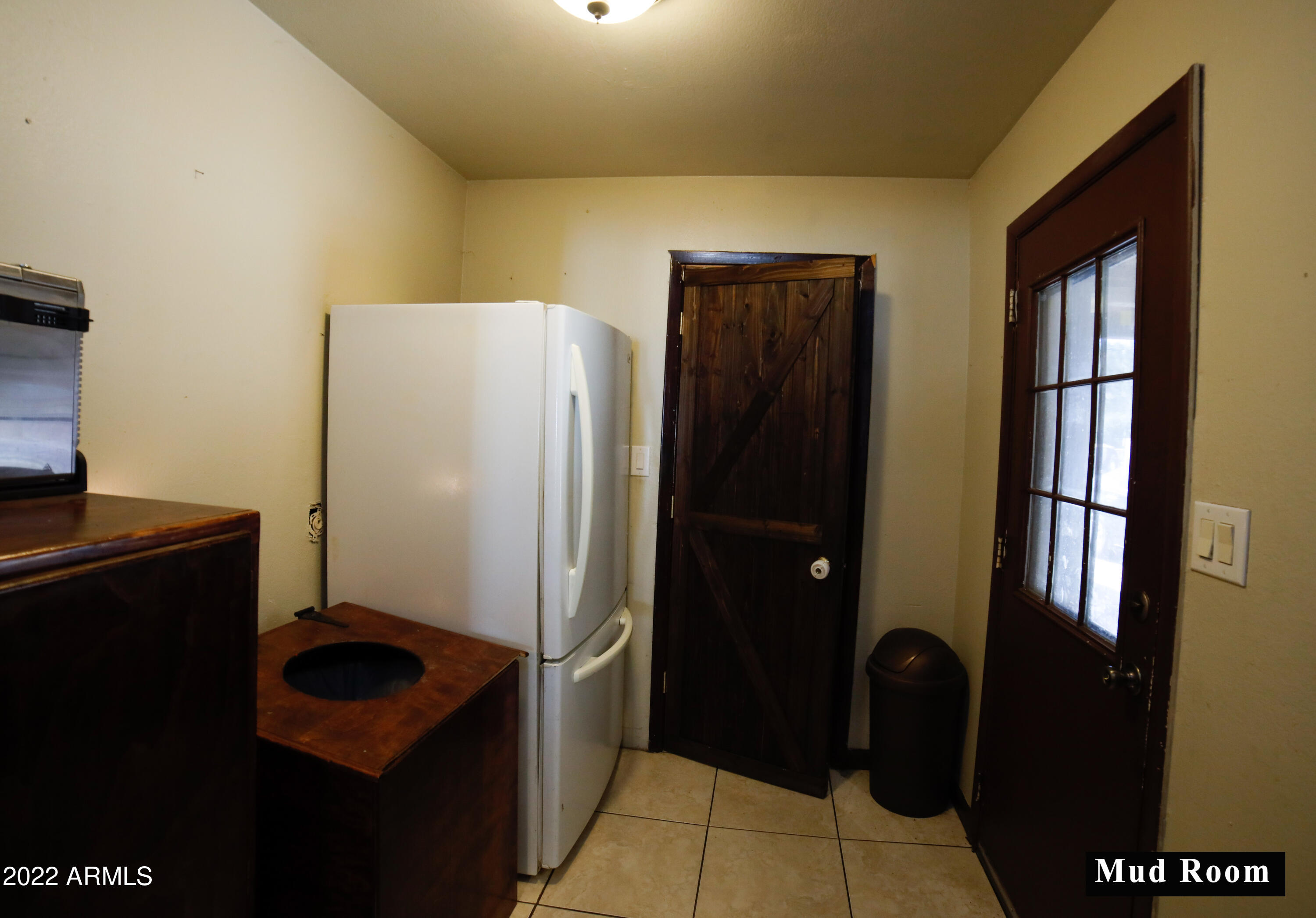 640 North Greenfield Road Gilbert, AZ 85234 - Photo 35 of 45 Mud room