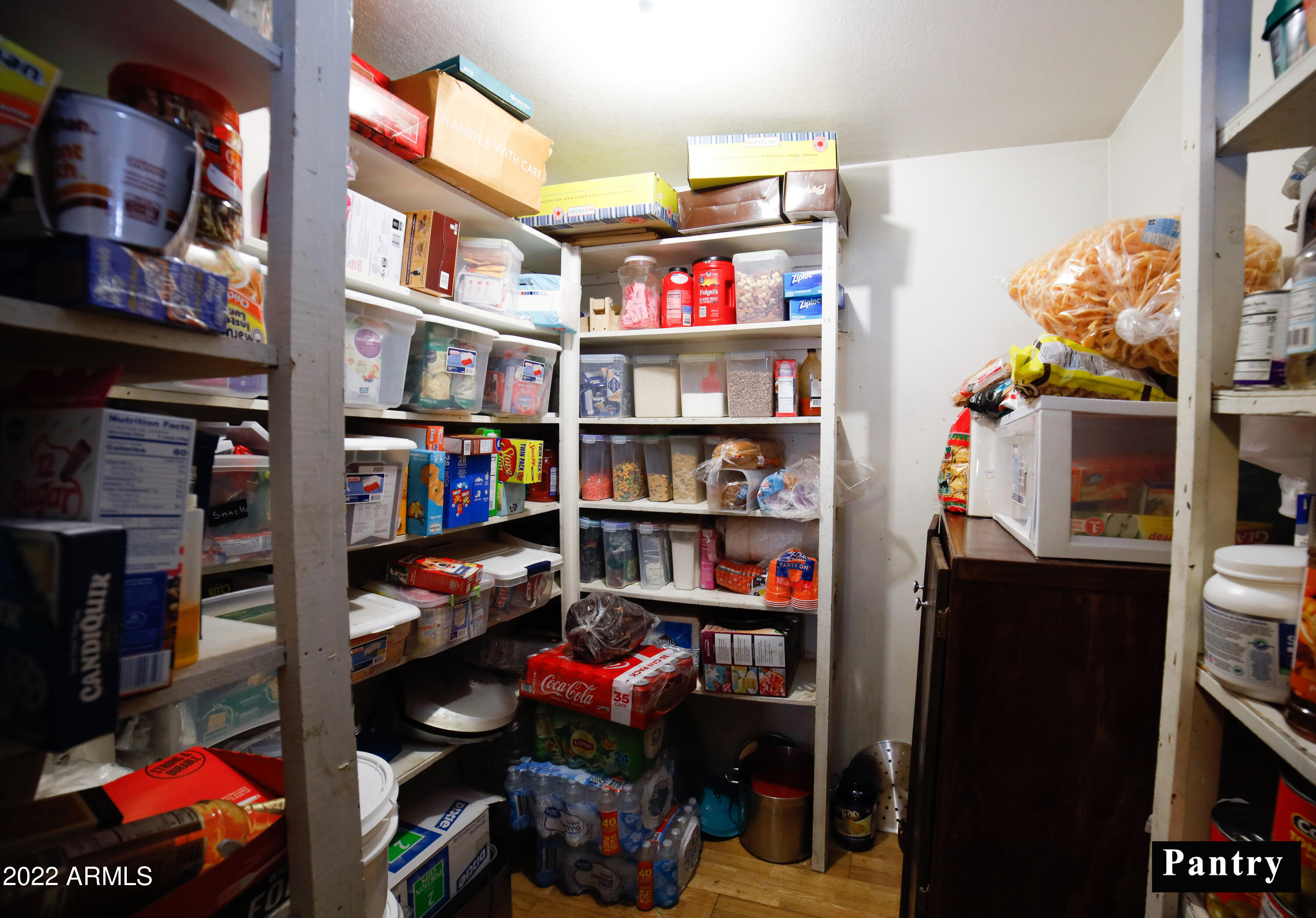 640 North Greenfield Road Gilbert, AZ 85234 - Photo 4 of 45 Pantry