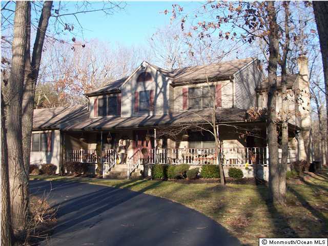 327 Friendship Road Howell, NJ 07731 - Photo 1 of 3 a view of a street with sitting area